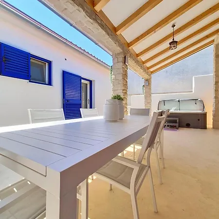 Mm By Interhome Stankovci (Zadar)